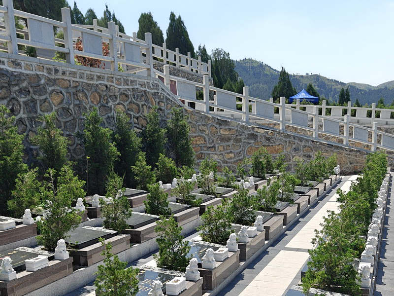 官山陵园