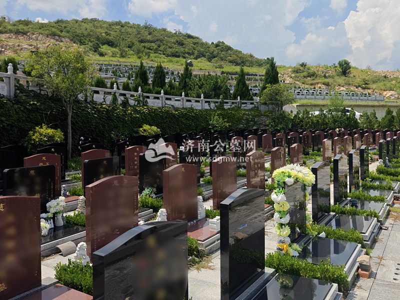 慈航园公墓